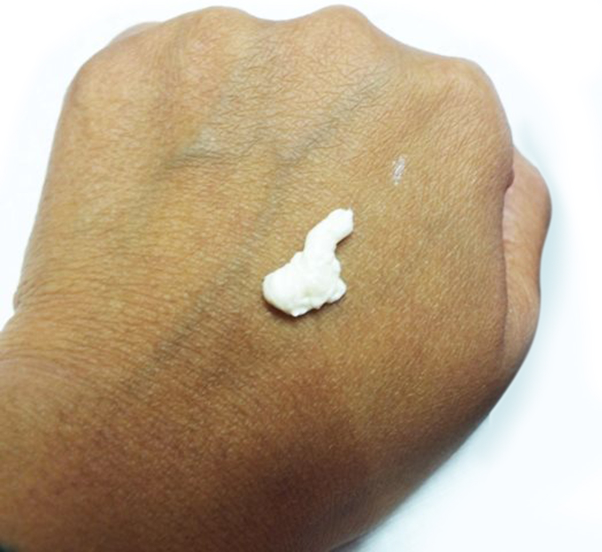 ಸುಳ್ಳು ಜಾಹೀರಾತು: ಸೌಂದರ್ಯವರ್ಧಕ ಕಂಪೆನಿ ಸುಸ್ತು ಸುಳ್ಳು ಜಾಹೀರಾತು: ಸೌಂದರ್ಯವರ್ಧಕ ಕಂಪೆನಿ ಸುಸ್ತು