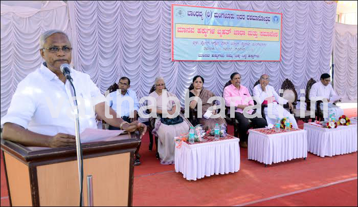 ಮಾನವೀಯತೆ ಕಳೆದುಕೊಂಡಾಗ ಮಾನವ ಹಕ್ಕು ಉಲ್ಲಂಘನೆ: ನ್ಯಾ. ಸಂತೋಷ್ ಹೆಗ್ಡೆ