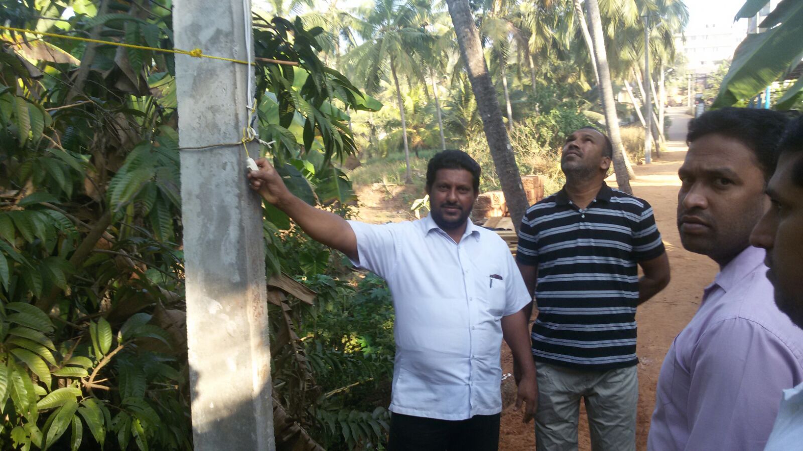 ತುಂಬೆ ಎಸ್.ಡಿ.ಪಿ.ಐ. ಯಿಂದ ಬೀದಿ ದೀಪ ಉದ್ಘಾಟನೆ