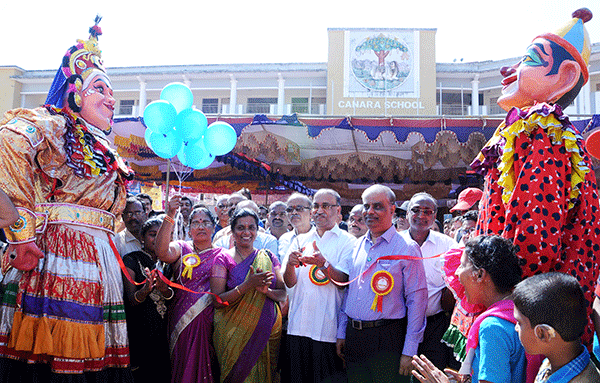 ‘ವಿಶಿಷ್ಟರಿಗಾಗಿ ವಿಶಿಷ್ಟ ಮೇಳ- 2016’