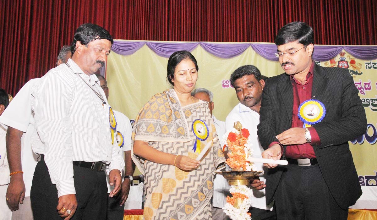 12ನೆ ಶತಮಾನ ಯುಗಪರಿವರ್ತನೆಯ ಸುವರ್ಣ ಕಾಲ: ಡಿಸಿ ವೆಂಕಟೇಶ್