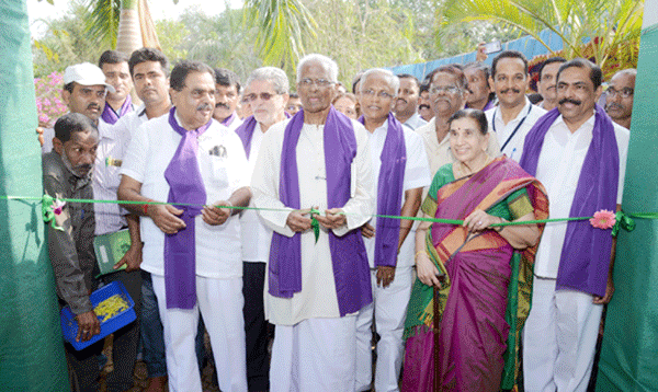 ಕರಾವಳಿ ಉತ್ಸವ: ಫಲಪುಷ್ಪ ಪ್ರದರ್ಶನ ಉದ್ಘಾಟನೆ