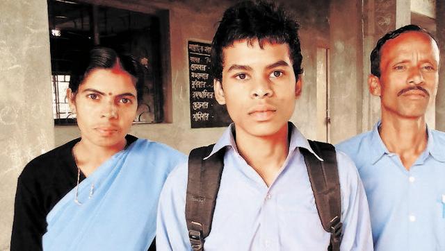 ಅಪ್ಪ-ಅಮ್ಮ-ಮಗ ಒಂದೇ ತರಗತಿಯಲ್ಲಿ!