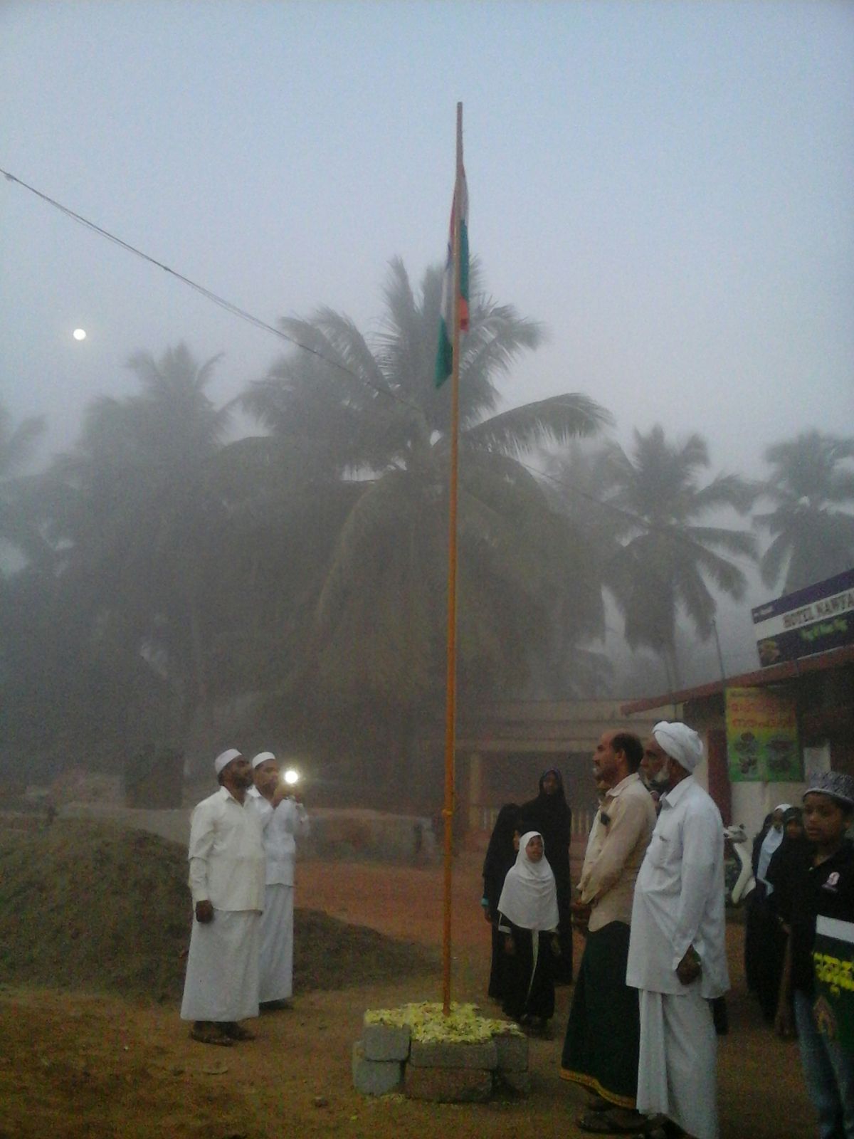 ವಾಮಂಜೂರ್: ಇಸ್ಲಾಹುಲ್ ಇಸ್ಲಾಮ್ ಜುಮಾ ಮಸೀದಿಯಲ್ಲಿ ಗಣರಾಜ್ಯೋತ್ಸವ