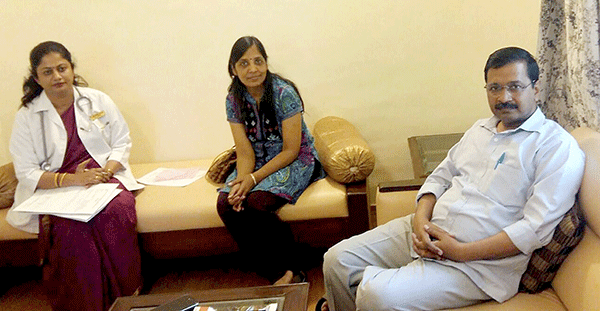 ಚಿಕಿತ್ಸೆಗಾಗಿ ರಾಜ್ಯಕ್ಕೆ ಆಗಮಿಸಿದ ಕೇಜ್ರಿವಾಲ್ ದಂಪತಿ