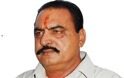 ಜೈಪುರ: ಸರಕಾರಿ ಅಧಿಕಾರಿಯ ಬಟ್ಟೆ ಬಿಚ್ಚಿಸುವೆ ಎಂದ ಶಾಸಕ!