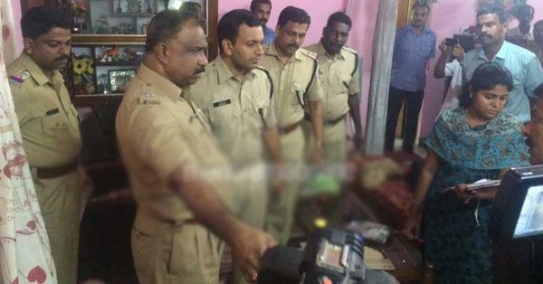 ಸ್ವಂತ ಮದುವೆ ನಿಲ್ಲಿಸಲಿಕ್ಕಾಗಿ ದರೋಡೆ ನಾಟಕವಾಡಿದ ಯುವತಿ!