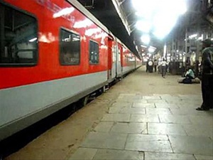 72 ಗಂಟೆಗಳೊಳಗೆ ಸ್ಫೋಟದ ಬೆದರಿಕೆ; ರೈಲುಗಳಲ್ಲಿ ತೀವ್ರ ತಪಾಸಣೆ