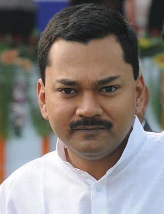 ನಿತೀಶ್ ಕುಮಾರ್‌ಗಿಂತ ಮಗನೇ ಹೆಚ್ಚು ಶ್ರೀಮಂತ