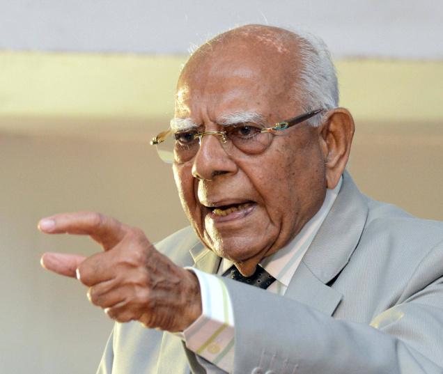 ಮಾಧ್ಯಮ ನಿಯಂತ್ರಿಸುವ ಜೇಟ್ಲಿ.. ಮೂರ್ಖನನ್ನಾಗಿ ಮಾಡಿದ ಮೋದಿ...