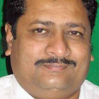 ಜೋಶಿ, ಶೆಟ್ಟರ್ ಬಿಜೆಪಿಯ ನಕಲಿ ಕಾರ್ಯಕರ್ತರು: ಯತ್ನಾಳ್