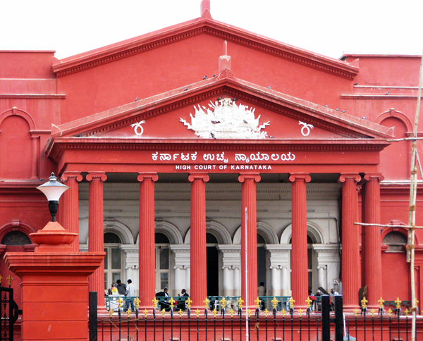 ವೀಸಾ ಅವಧಿ ಮುಗಿದವರನ್ನು ಇರಿಸಲು ಪ್ರತ್ಯೇಕ ಕೇಂದ್ರ ತೆರೆಯಿರಿ: ಹೈಕೋರ್ಟ್ ಸೂಚನೆ