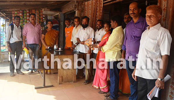 ಶಿರ್ತಾಡಿ : ಬಿಜೆಪಿ ಅಭ್ಯರ್ಥಿ ಸುಜಾತಾ ಅವರು ಬೆಳುವಾಯಿ ಪೇಟೆಯಲ್ಲಿ ರವಿವಾರ ಮತಯಾಚನೆ ನಡೆಸಿದರು