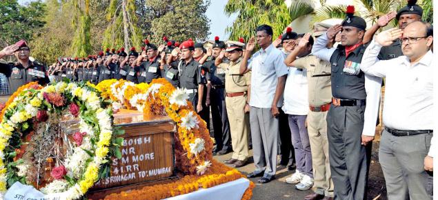 ಸಾವಳಸಂಗ ಗ್ರಾಮದಲ್ಲಿ ವೀರಯೋಧ ಸಹದೇವ ಮೋರೆ ಅಂತ್ಯ ಕ್ರಿಯೆ