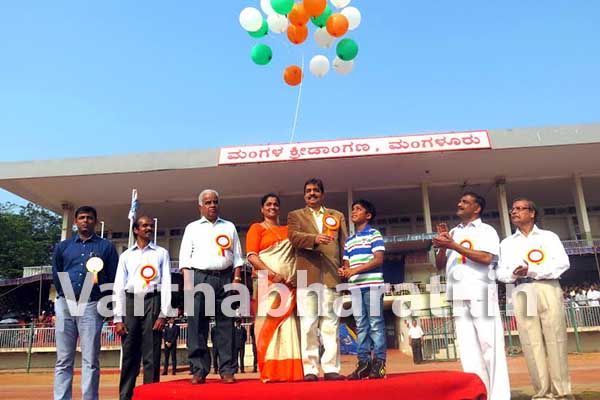 ಮಂಗಳೂರು : ಕರಾವಳಿ ಕಾಲೇಜುಗಳ ಸಮೂಹದಲ್ಲಿ ಅಂತರ್ ಕಾಲೇಜು ಕ್ರೀಡಾಕೂಟ - ಉದ್ಫಾಟನೆ