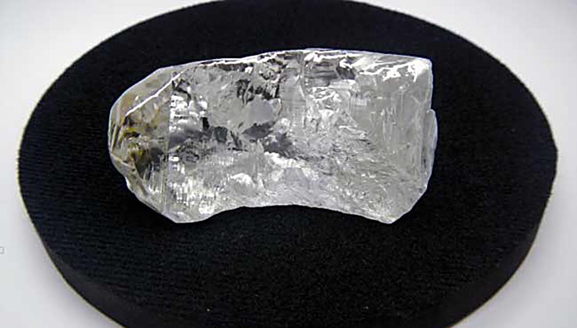 ಅಂಗೋಲ: ಬೃಹತ್ ವಜ್ರ ಪತ್ತೆ