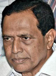 ಇಂಗ್ಲಿಷ್ ಕೋರ್ಸ್ ಶಿಕ್ಷಕರ ರಕ್ಷಣೆ: ಕಿಮ್ಮನೆ ರತ್ನಾಕರ್