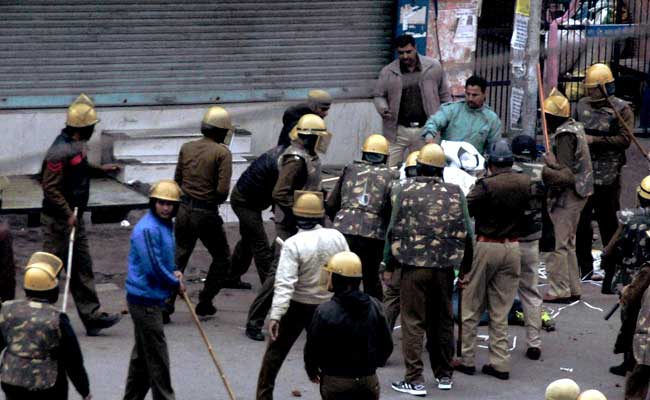 ಹರ್ಯಾಣದಲ್ಲಿ ಹಿಂಸೆಗೆ ತಿರುಗಿದ ಜಾಟ್ ಸಮುದಾಯದ ಚಳವಳಿ; ಪೊಲೀಸರ ಗುಂಡಿಗೆ ಓರ್ವ ಬಲಿ