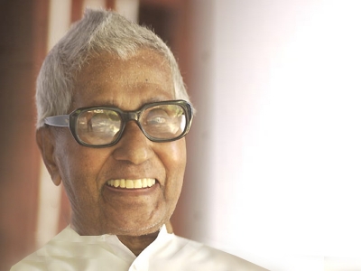 ಪತ್ನಿಯ ಒಂದು ನಗುವಿಗಾಗಿ ಆತ ಎಕ್ರೆಗಟ್ಟಲೆ ಜಾಗದಲ್ಲಿ ಹೂದೋಟ ಮಾಡಿದ! ಹೀಗೊಂದು ಆದರ್ಶ ಪ್ರೇಮ ಕಥೆ!