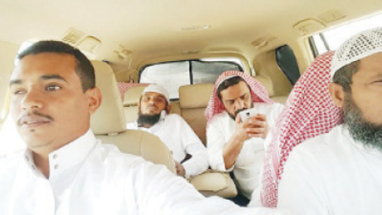 ಸೌದಿ: ಅವರು ನಾಲ್ವರೂ ಸೆಲ್ಫಿ ತೆಗೆಸಿಕೊಂಡರು. ನಂತರ ಜತೆಯಾಗಿ ಕಾರು ಅಪಘಾತದಲ್ಲಿ ಸತ್ತರು!