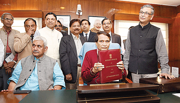 ಇಂದು ರೈಲ್ವೆ ಬಜೆಟ್ 2016-17: ರಾಜ್ಯಕ್ಕೆ ಲಾಭವಾಗಲಿದೆಯೇ?