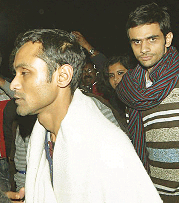 ಜೆಎನ್‌ಯು ವಿವಾದ: ವಿದ್ಯಾರ್ಥಿಗಳಿಬ್ಬರ ಶರಣಾಗತಿ