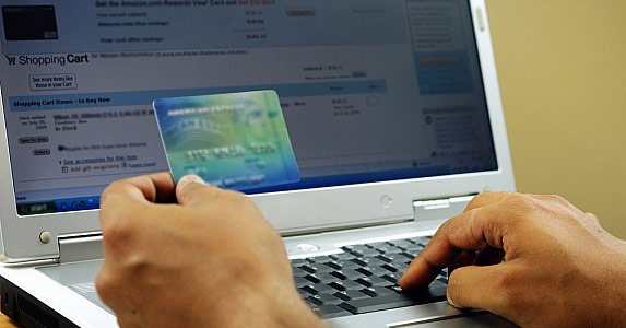 ಡೆಬಿಟ್ ಕಾರ್ಡ್ ಪಾವತಿ ಮೇಲಿನ ಸರ್ಚಾರ್ಜ್ ರದ್ದು