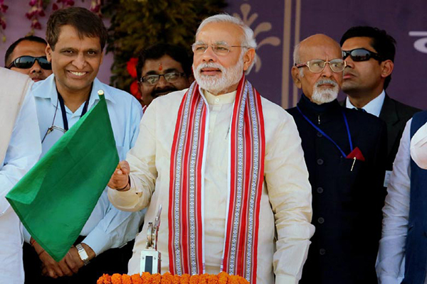 ರೈಲ್ವೆ ಬಜೆಟ್ ಎಲ್ಲ ಕ್ಷೇತ್ರಗಳಿಗೂ ಪೂರಕ:ಪ್ರಧಾನಿ ಮೋದಿ