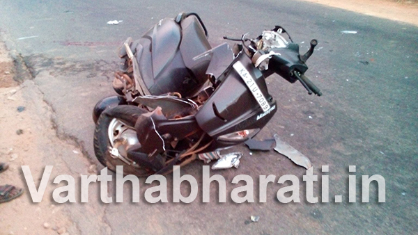 ಬೆಳ್ತಂಗಡಿ : ಟೆಂಪೋ ಹಾಗೂ ದ್ವಿಚಕ್ರ ವಾಹನ ಡಿಕ್ಕಿ - ದ್ವಿಚಕ್ರ ವಾಹನ ಸವಾರ ಗಭೀರ