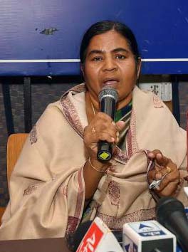 ಸುಳ್ಳು ಭಾಷಣ ಮಾಡಿದ  ರಾಜೀನಾಮೆ ನೀಡಲಿ: ವೆಮುಲಾ ತಾಯಿ ಗುಡುಗು