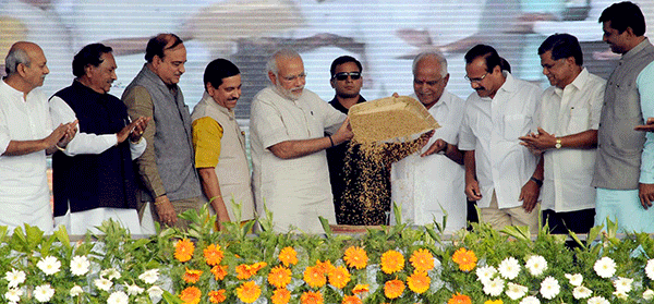 ಫಸಲ್ ವಿಮಾ ಯೋಜನೆ ಜಾರಿ: ಮುಖ್ಯಮಂತ್ರಿಯ ಆಹ್ವಾನಿಸದೆ ಪ್ರಧಾನಿಯಿಂದ ಶಿಷ್ಟಾಚಾರ ಉಲ್ಲಂಘನೆ