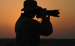 ಅವರಲ್ಲೊಬ್ಬನ ತಾಯಿಯ ಸ್ನಾನದ ದೃಶ್ಯವೇ ಕಂಡಾಗ ಜಗಳ: ಚೂರಿ ಇರಿತ, ಆಸ್ಪತ್ರೆಗೆ ದಾಖಲು!