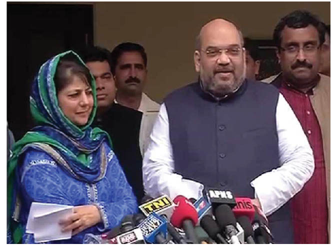 ಕಾಶ್ಮೀರ ಕಣಿವೆಯೊಳಗಿನ ಕ್ಷುಲ್ಲಕ ರಾಜಕೀಯದಾಟ