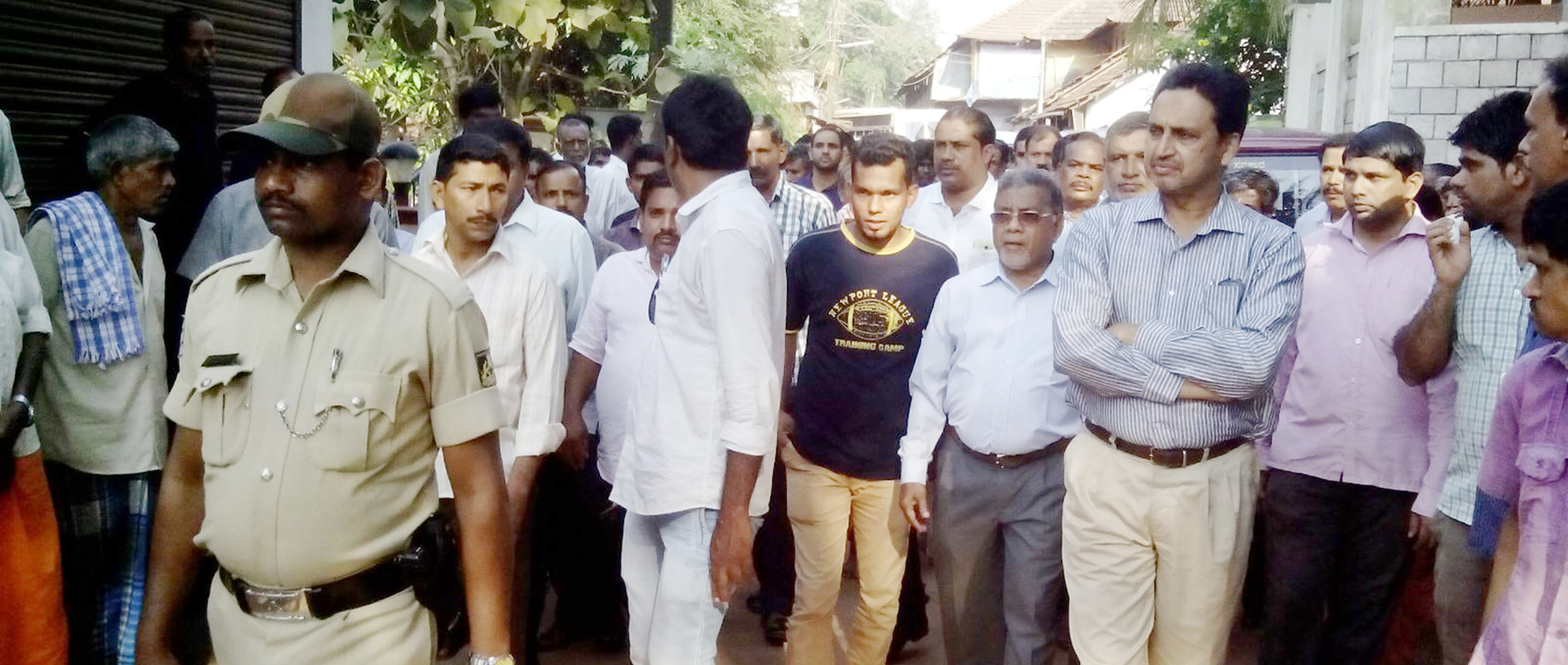 ಕೋಕ್ ಹಾರುಬೂದಿ ಸಮಸ್ಯೆ: ಜೋಕಟ್ಟೆ ಗ್ರಾಮಕ್ಕೆ ಡಿಸಿ ಭೇಟಿ