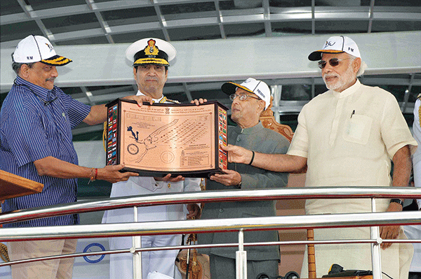 ನೌಕಾಪಡೆಯ ಶಕ್ತಿ ಪ್ರದರ್ಶನ