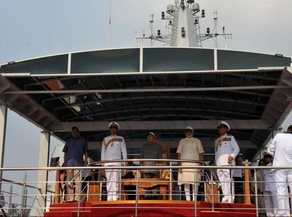 ಐಎಫ್‌ಆರ್‌ನಲ್ಲಿ ನೌಕಾಪಡೆಯ ಶಕ್ತಿ ವೀಕ್ಷಿಸಿದ ರಾಷ್ಟ್ರಪತಿ