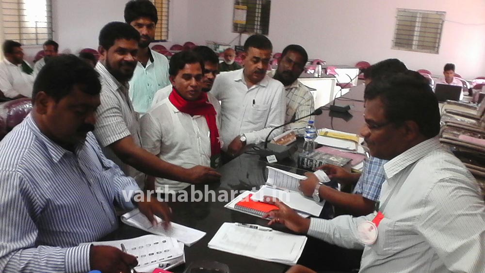 ಸಜಿಪಮುನ್ನೂರು: ಎಸ್.ಡಿ.ಪಿ.ಐ.ಯಿಂದ ನಾಮಪತ್ರ ಸಲ್ಲಿಕೆ