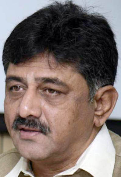 ಬೆಸ್ಕಾಂ ವ್ಯಾಪ್ತಿಯಲ್ಲಿ ಕೈಗಾರಿಕಾ ಬದಲಿ ರಜೆ ರದ್ದು: ಡಿ.ಕೆ.ಶಿವಕುಮಾರ್‌