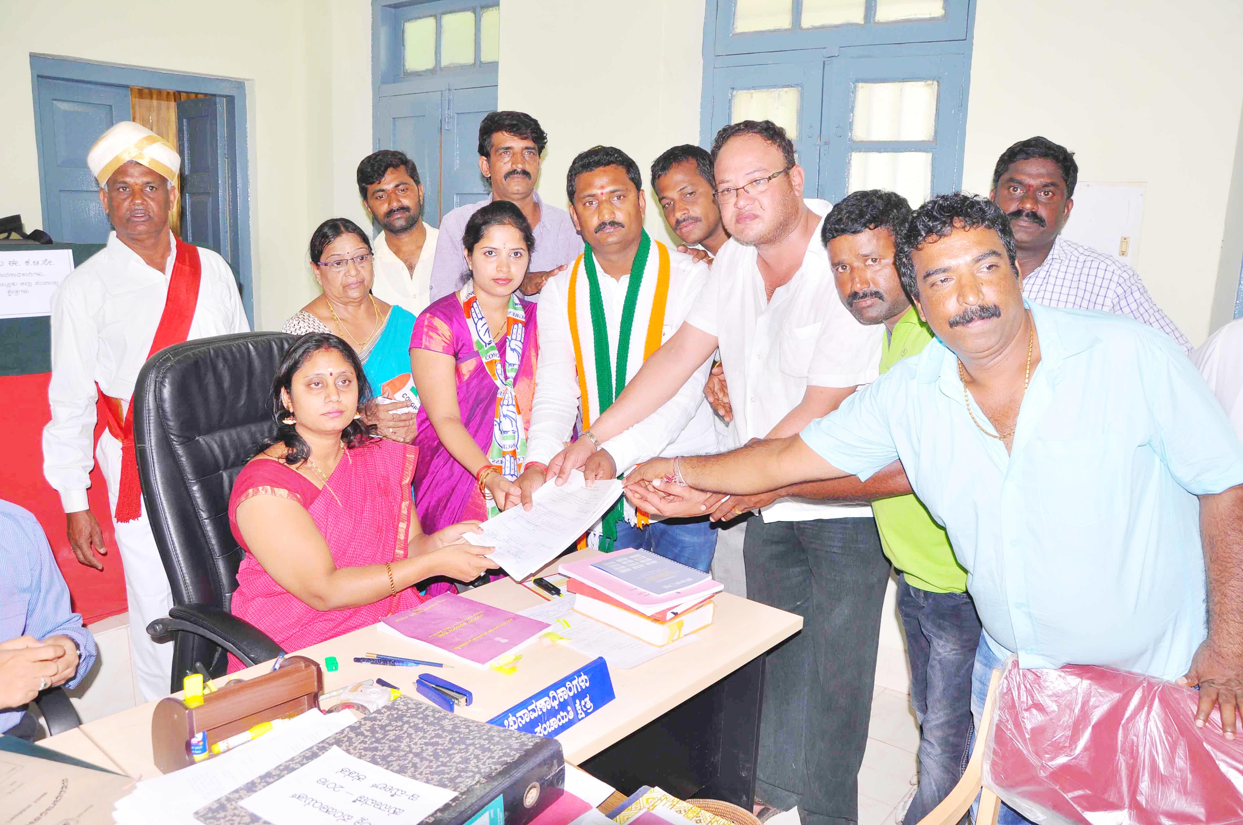 ಕಂದಲಿ ಕ್ಷೇತ್ರದಿಂದ ಡಿ.ಟಿ.ಪ್ರಕಾಶ್ ನಾಮಪತ್ರಸಲ್ಲಿಕೆ