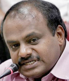 ಸಿದ್ದರಾಮಯ್ಯ ರಾಜ್ಯದ ‘ದುಬಾರಿ’ ಮುಖ್ಯಮಂತ್ರಿ: ಎಚ್‌ಡಿಕೆ