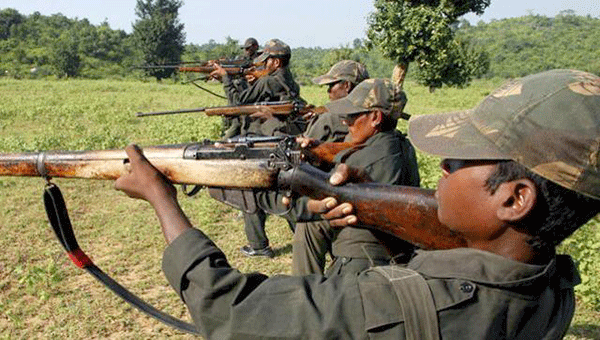 ಛತ್ತೀಸ್‌ಗಡ-ತೆಲಂಗಾಣ ಜಂಟಿ ಕಾರ್ಯಾಚರಣೆ: ಐವರು ಮಹಿಳೆಯರು ಸಹಿತ 8 ನಕ್ಸಲರ ಹತ್ಯೆ