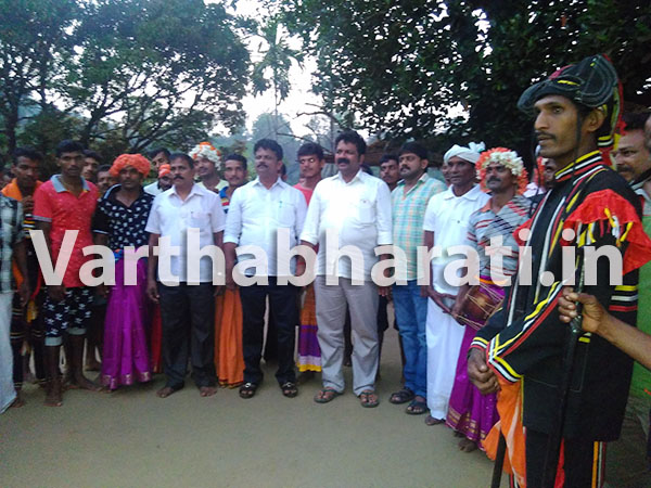 ಭಟ್ಕಳ: ಗೊಂಡ ಸಮುದಾಯ ನಮ್ಮ ಜನಪದ ಕಲೆ ಸಂಸ್ಕ್ರತಿಯ ಹರಿಕಾರ - ಶಾಸಕ ಮಂಕಾಳು ವೈಧ್ಯ