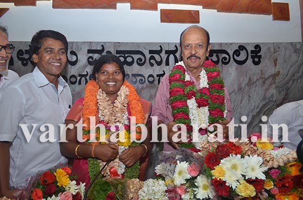 ಮನಪಾ 18ನೆ ಮೇಯರ್ ಆಗಿ ಹರಿನಾಥ್ ಉಪ ಮೇಯರ್ ಆಗಿ ಸುಮಿತ್ರ ಕರಿಯಾ ಅವಿರೋಧ ಆಯ್ಕೆ