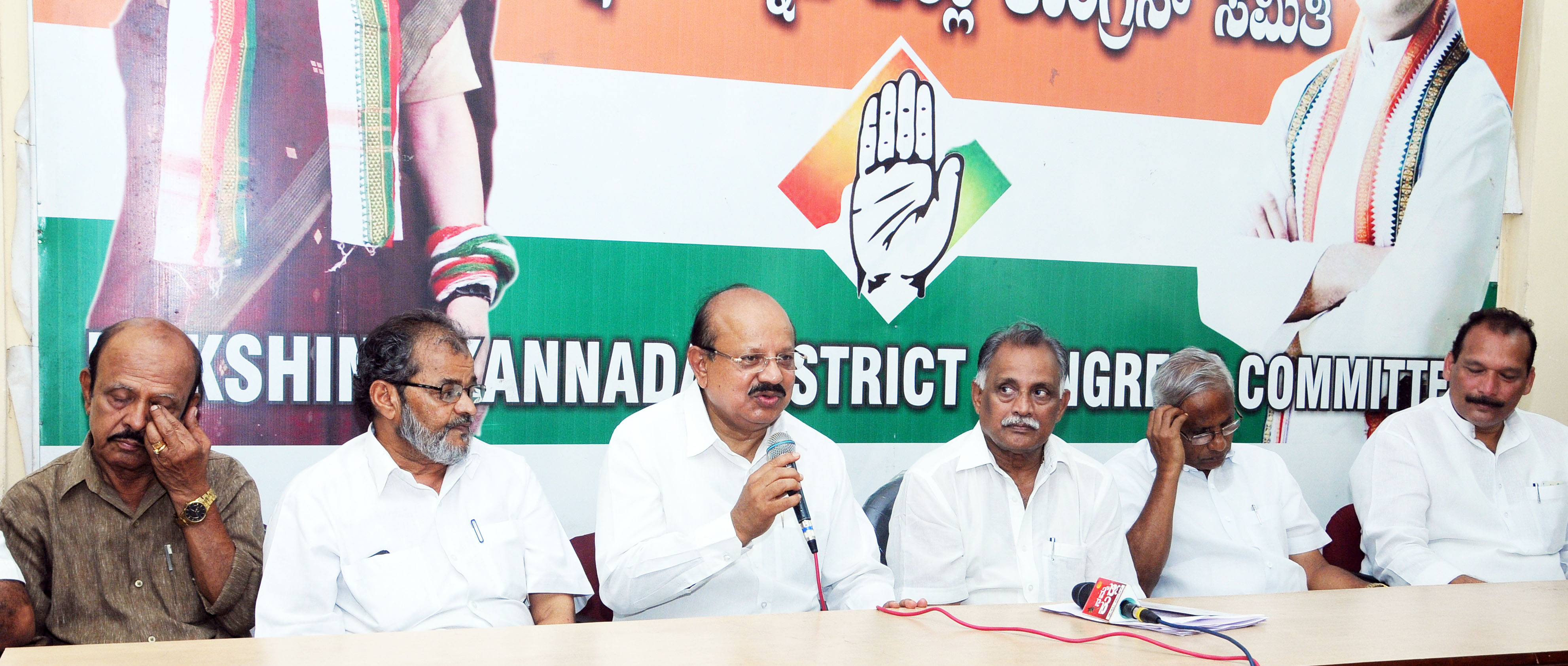 ಕೋಮುವಾದಿ ಶಕ್ತಿಗಳನ್ನು ಅಧಿಕಾರದಿಂದ ದೂರವಿಡಿ: ಸಚಿವ ಟಿ.ಬಿ.ಜಯಚಂದ್ರ