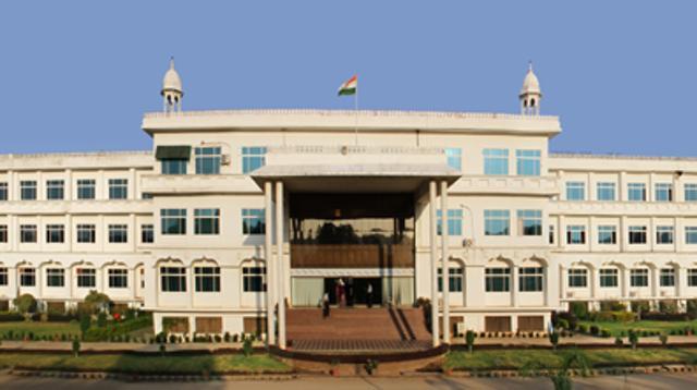 ಹಾಸ್ಟೆಲ್ ನಲ್ಲಿ ಬೀಫ್‌ ತಿಂದ ಆರೋಪ ರಾಜಸ್ತಾನದಲ್ಲಿ  ಕಾಶ್ಮೀರದ  ನಾಲ್ವರು ವಿದ್ಯಾರ್ಥಿಗಳ ಮೇಲೆ ಹಲ್ಲೆ