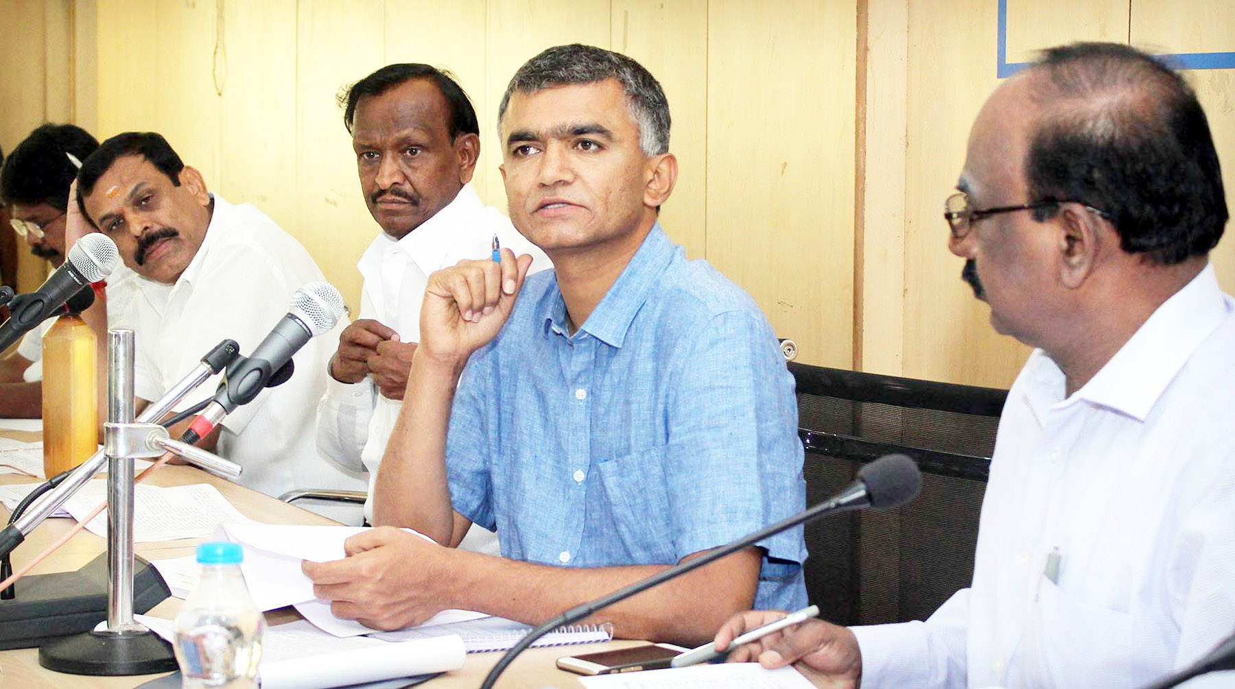 ಕುಡಿಯುವ ನೀರಿನ ವ್ಯವಸ್ಥೆ ಕಲ್ಪಿಸುವಲ್ಲಿ ಅಧಿಕಾರಿಗಳ ನಿರ್ಲಕ್ಷ ಸಲ್ಲದು:  ಸಚಿವ ಕೃಷ್ಣಭೈರೇಗೌಡ