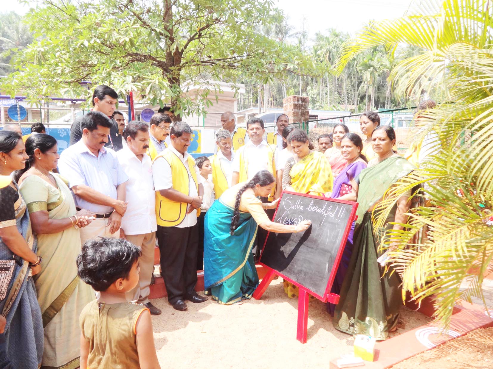 ವಿವಿಧ ಅಭಿವೃದ್ಧಿ ಕಾಮಗಾರಿಗಳ ಉದ್ಘಾಟನೆ