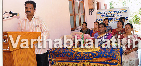 ಭಟ್ಕಳ: ಬೈಲೂರು ಸಕಾರಿ ಪ್ರೌಢಶಾಲೆಯ ಎಸ್.ಎಸ್.ಎಲ್.ಸಿ ವಿದ್ಯಾರ್ಥಿಗಳಿಗೆ ಹೃದಯಸ್ಪರ್ಶಿ ಬೀಳ್ಕೊಡುಗೆ
