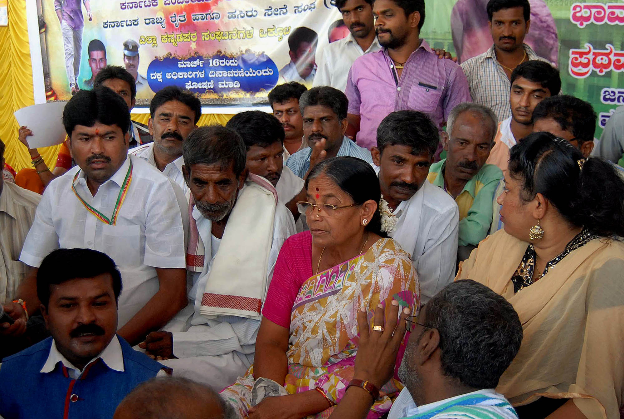 ಐದನೆ ದಿನಕ್ಕೆ ಕಾಲಿಟ್ಟ ಡಿ.ಕೆ.ರವಿ ಕುಟುಂಬದ ಪ್ರತಿಭಟನೆ