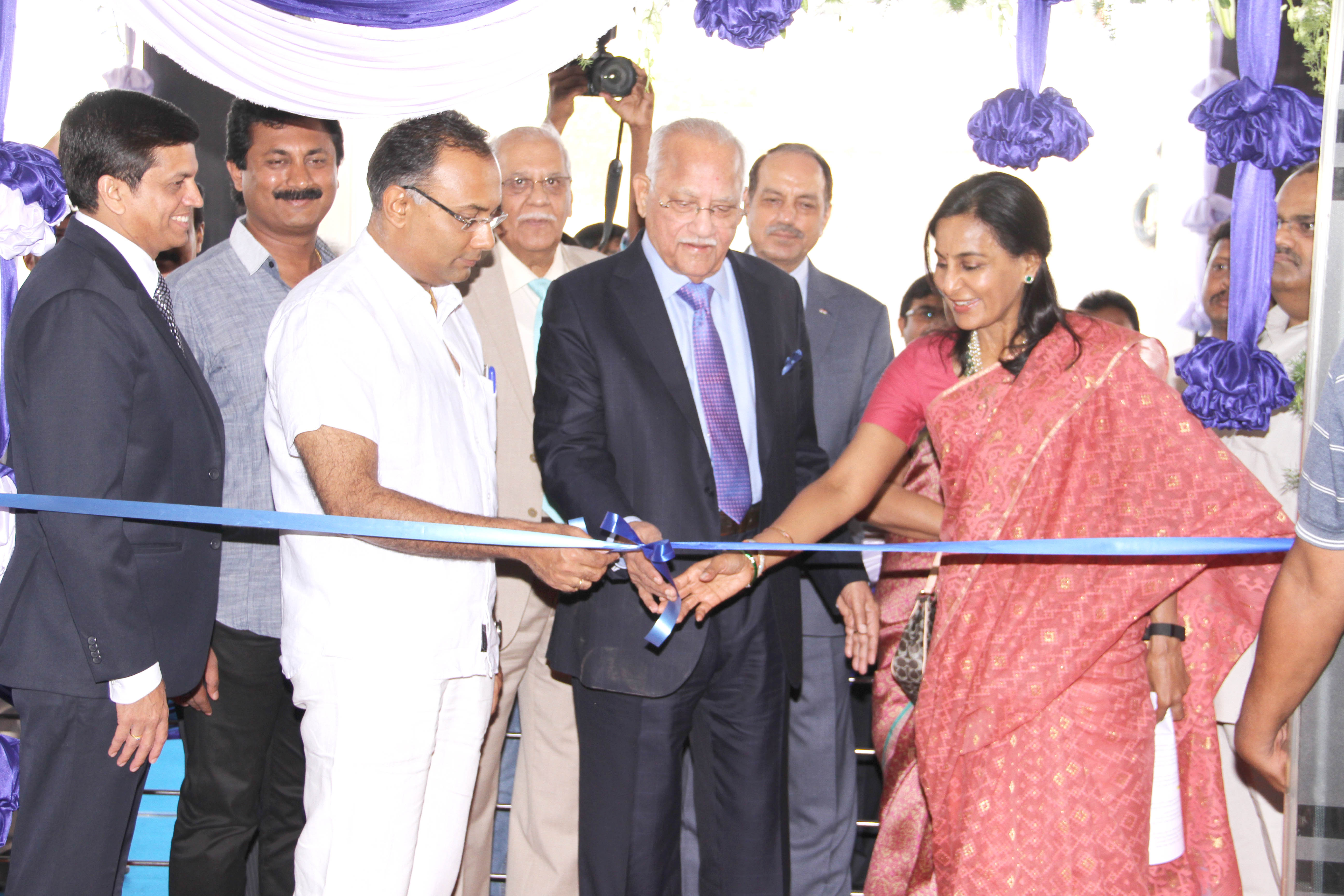 ಖಾಸಗಿ ಆಸ್ಪತ್ರೆಗಳಲ್ಲಿ ಬಡವರಿಗೆ ರಿಯಾಯಿತಿ ಇರಲಿ: ಸಚಿವ ದಿನೇಶ್ ಗುಂಡೂರಾವ್